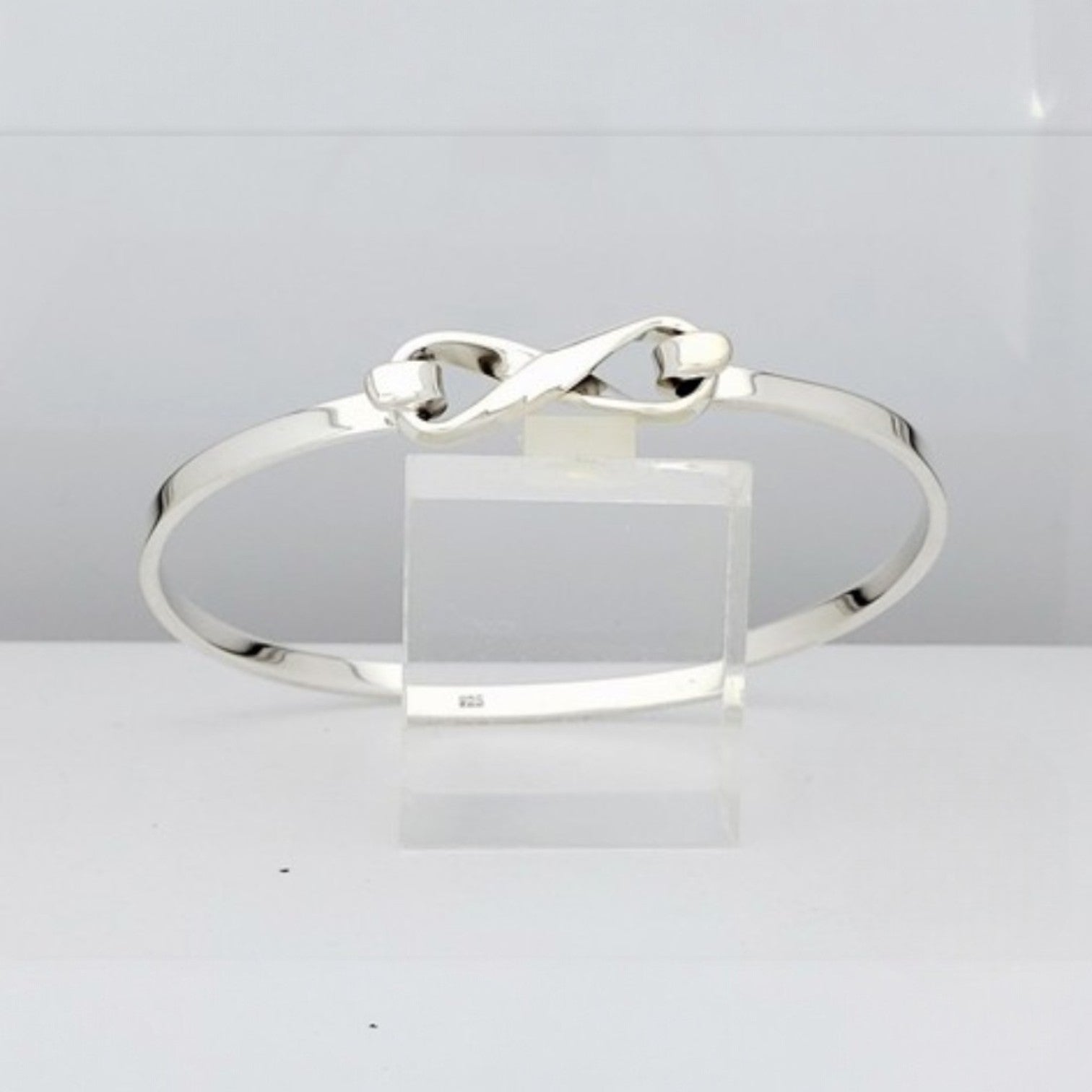 Endless Grace – Sterling Silver Bracelet